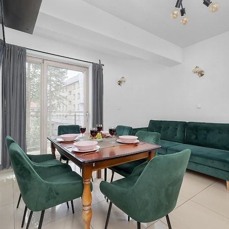 Przestronne Apartamenty W Zakopanem Z Trzema Sypialniami I Parkingiem By Noclegi Renters Bagian luar foto