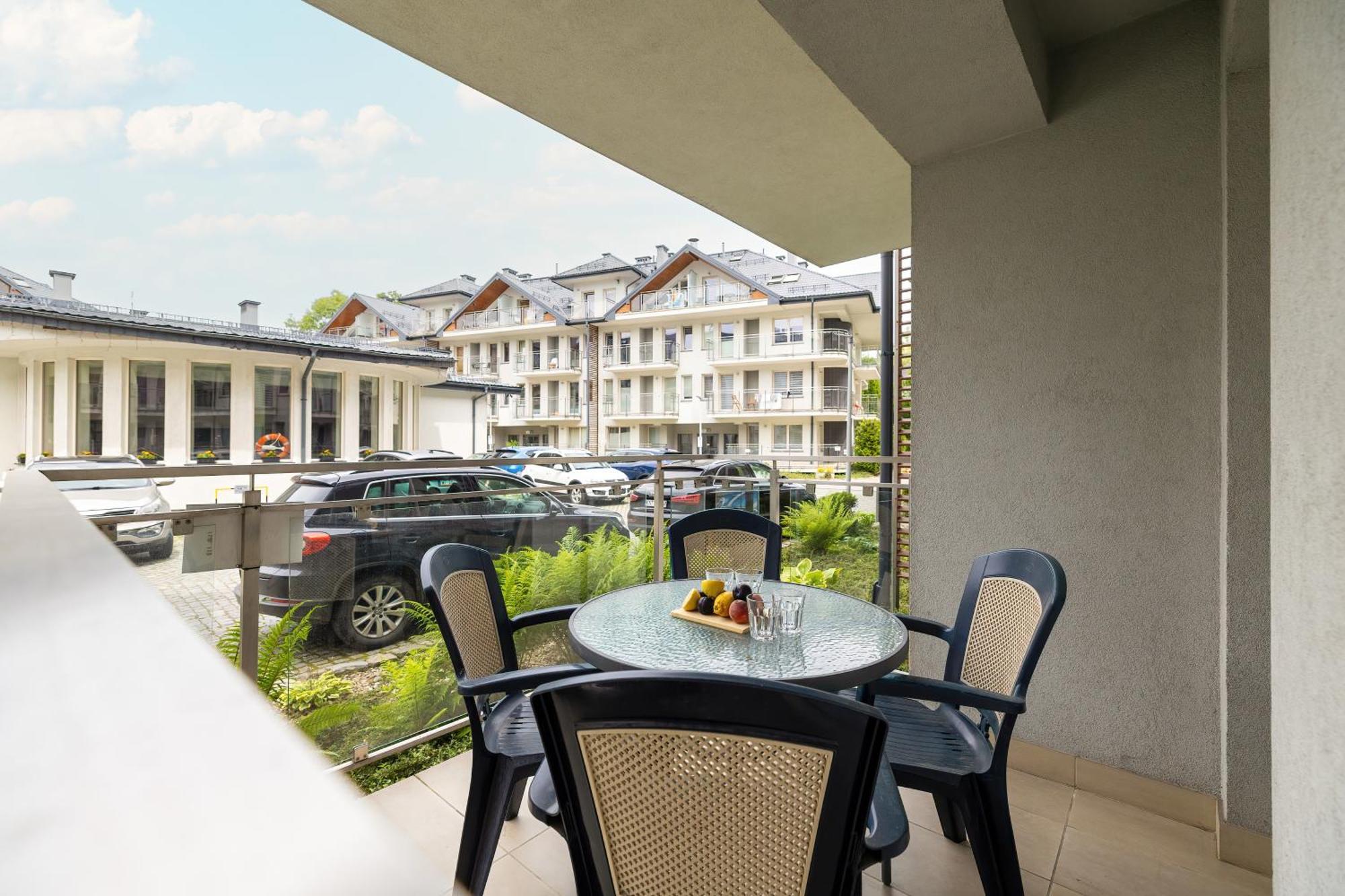 Przestronne Apartamenty W Zakopanem Z Trzema Sypialniami I Parkingiem By Noclegi Renters Bagian luar foto
