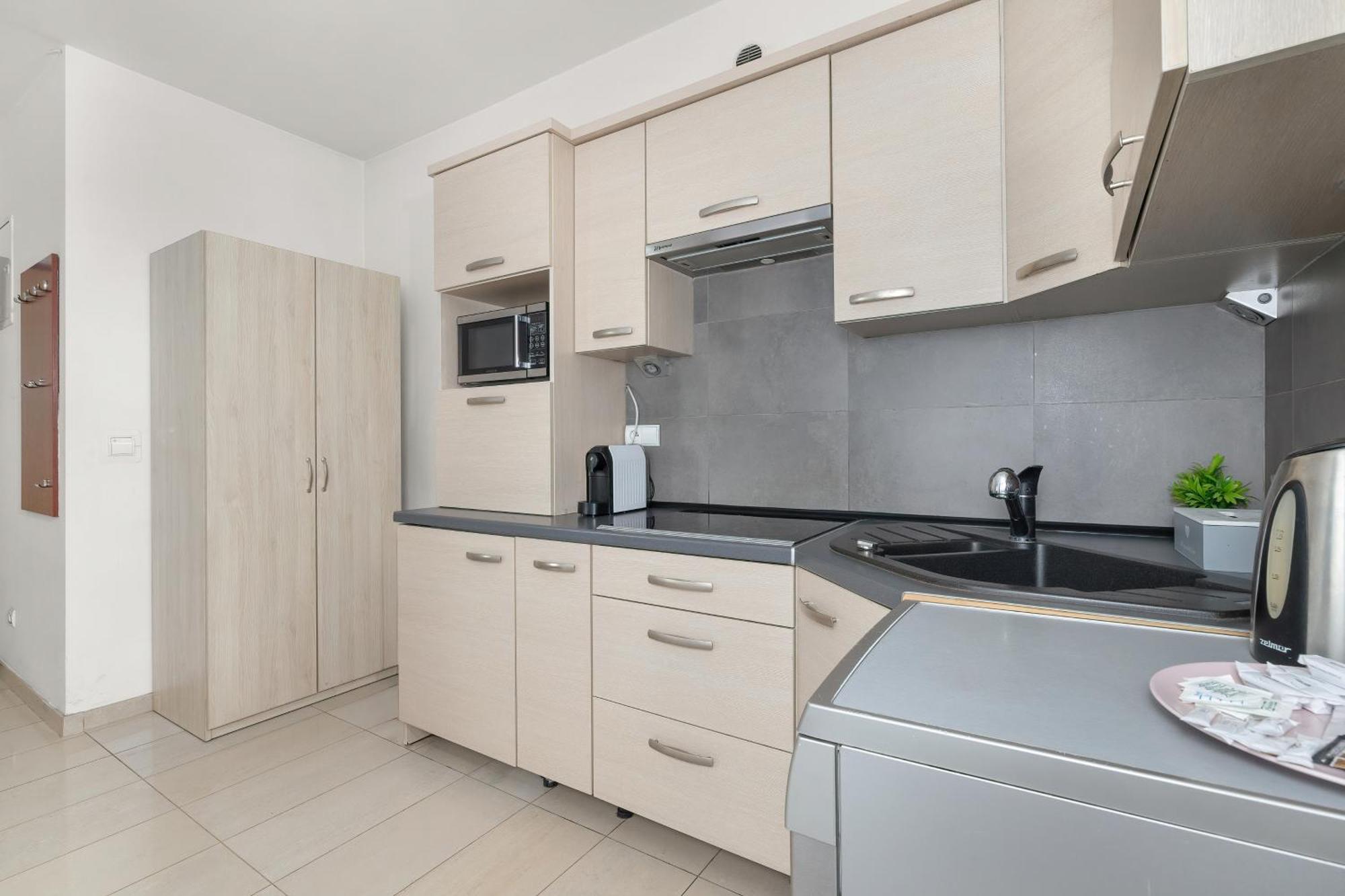 Przestronne Apartamenty W Zakopanem Z Trzema Sypialniami I Parkingiem By Noclegi Renters Bagian luar foto