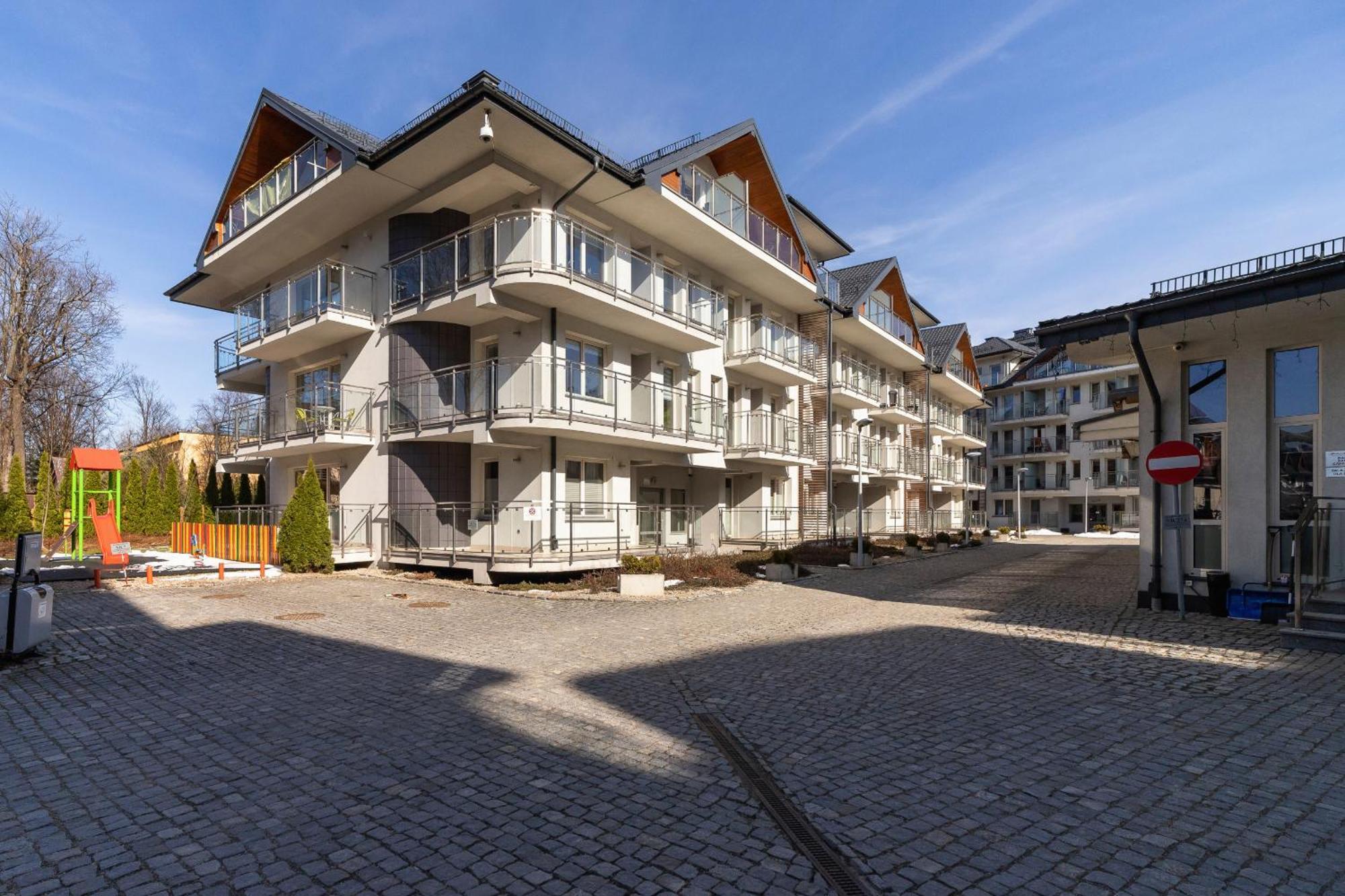 Przestronne Apartamenty W Zakopanem Z Trzema Sypialniami I Parkingiem By Noclegi Renters Bagian luar foto