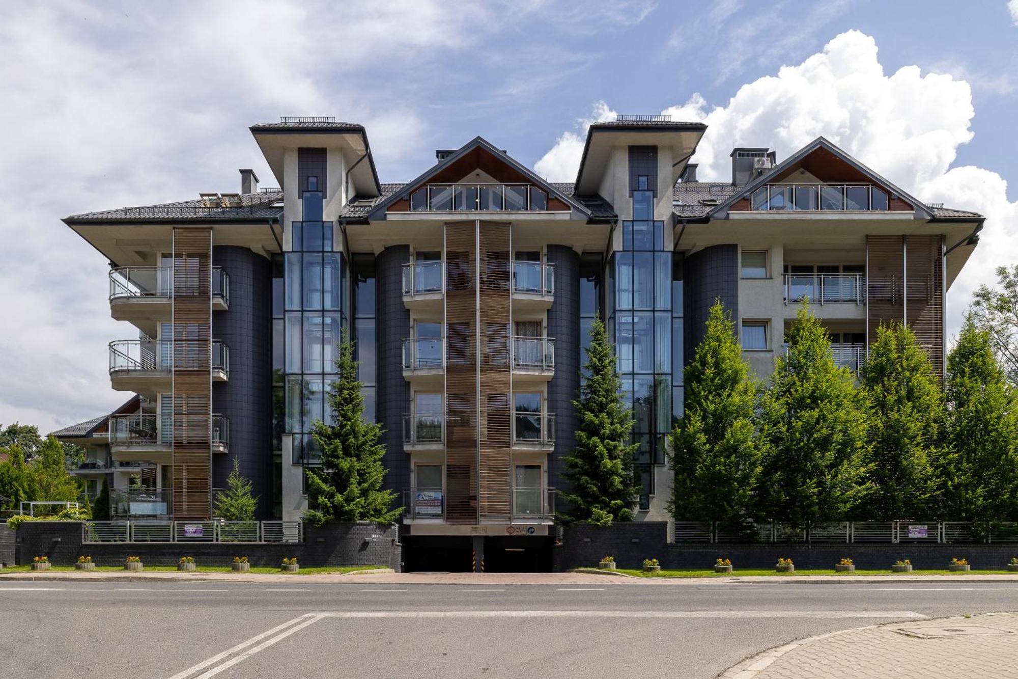 Przestronne Apartamenty W Zakopanem Z Trzema Sypialniami I Parkingiem By Noclegi Renters Bagian luar foto