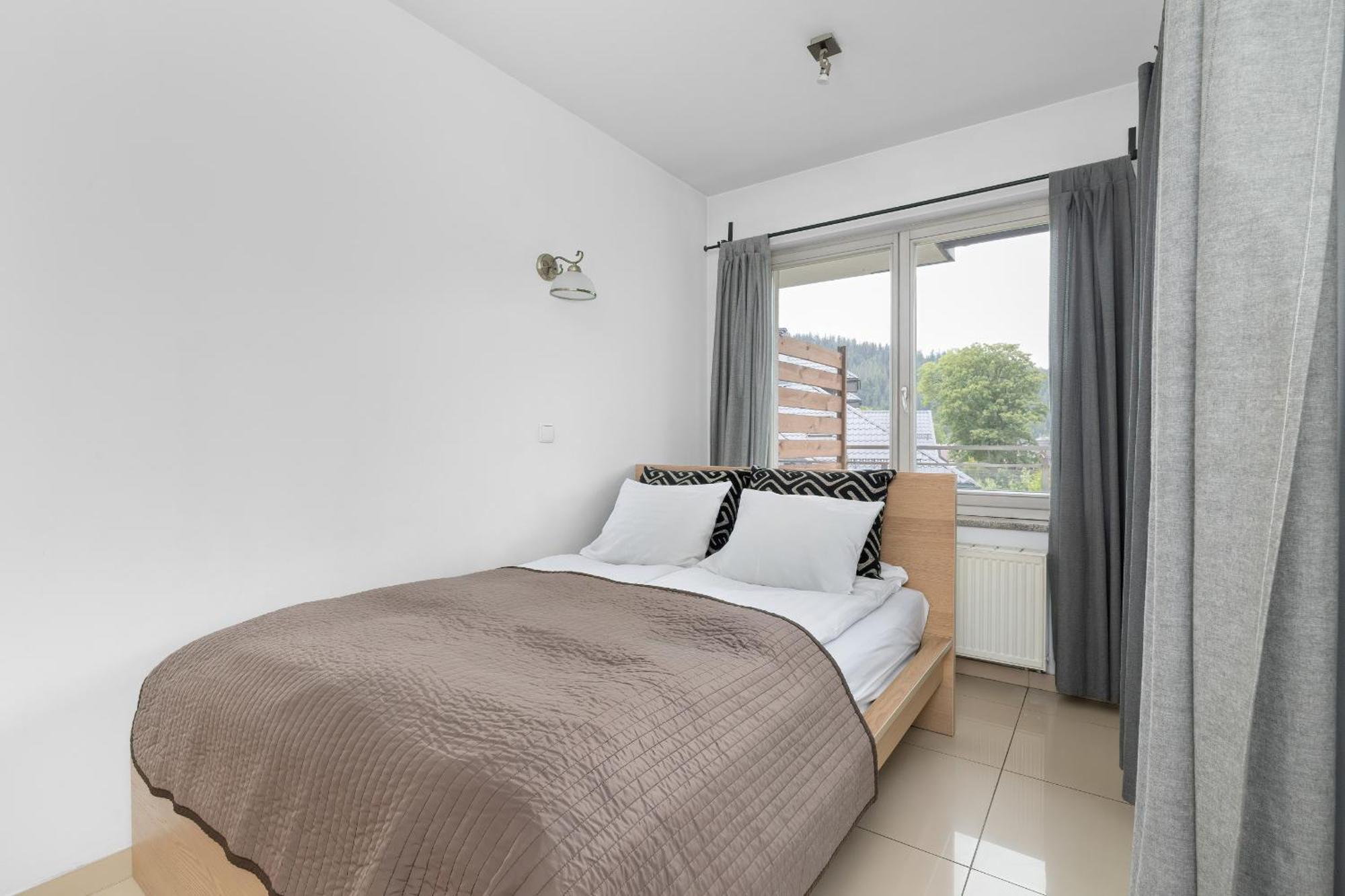 Przestronne Apartamenty W Zakopanem Z Trzema Sypialniami I Parkingiem By Noclegi Renters Bagian luar foto